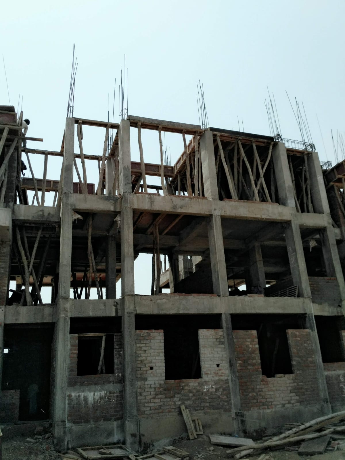 best construction in lucknow